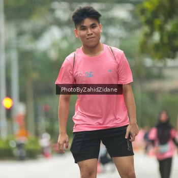 Runner Photo 3969945