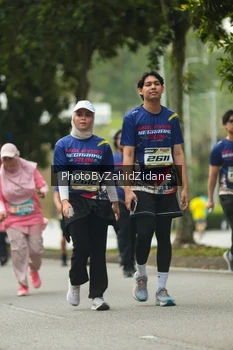 Runner Photo 3969962