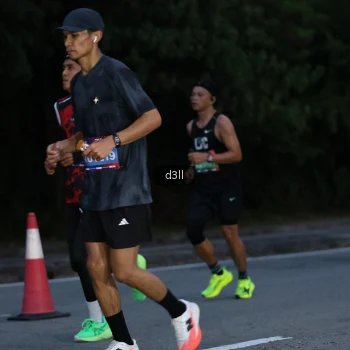 Runner Photo 3969980