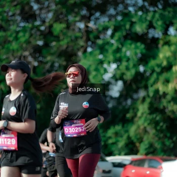 Runner Photo 3969998