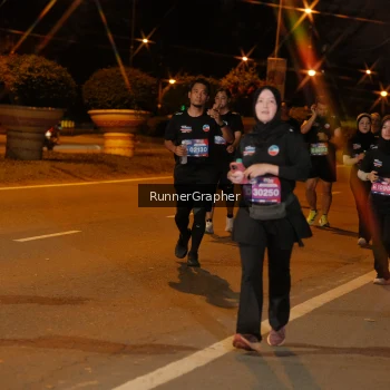Runner Photo 3970006