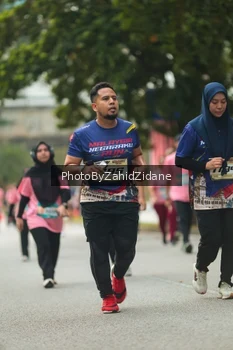 Runner Photo 3970007