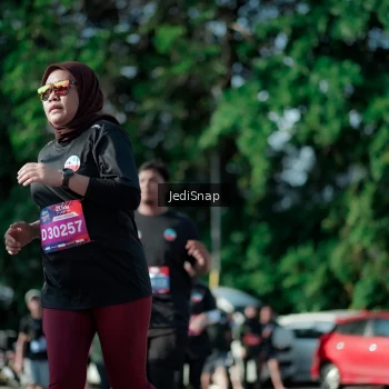 Runner Photo 3970024