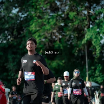 Runner Photo 3970026
