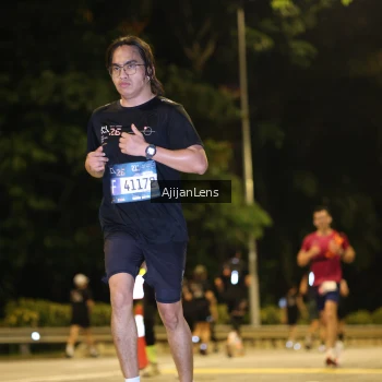 Runner Photo 3970102
