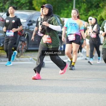 Runner Photo 3970175