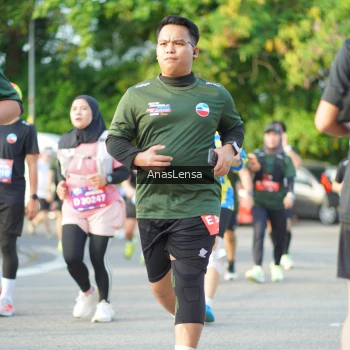 Runner Photo 3970299