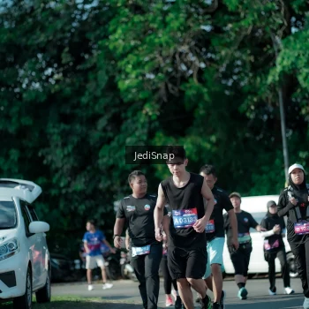 Runner Photo 3970300