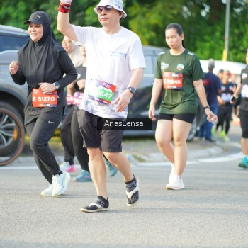 Runner Photo 3970459
