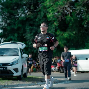 Runner Photo 3970681