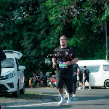 Runner Photo 3970685