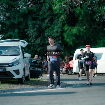 Runner Photo 3970697