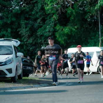 Runner Photo 3970699