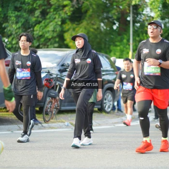 Runner Photo 3970708