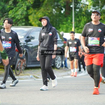 Runner Photo 3970709