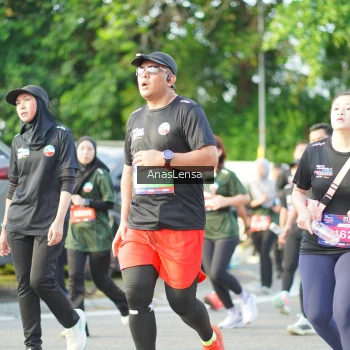 Runner Photo 3970718