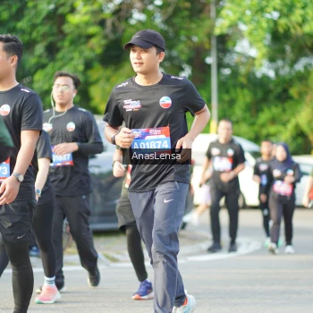 Runner Photo 3970762