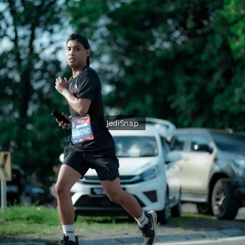 Runner Photo 3970772