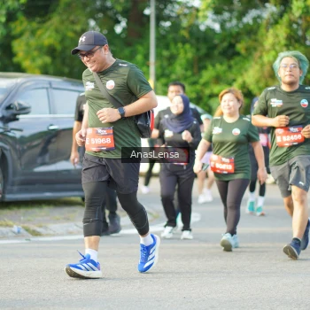 Runner Photo 3970773