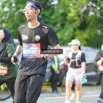 Runner Photo 3970876