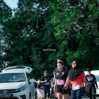 Runner Photo 3971015