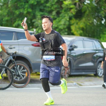 Runner Photo 3971024
