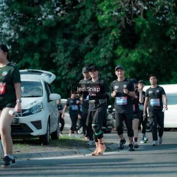 Runner Photo 3971042