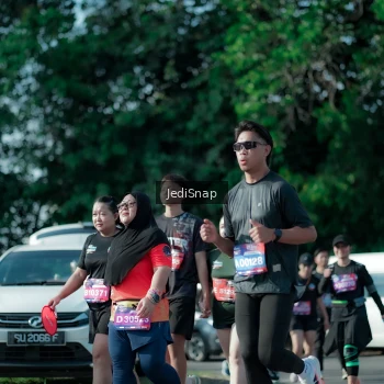 Runner Photo 3971049