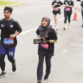Runner Photo 3971055