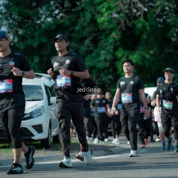 Runner Photo 3971062