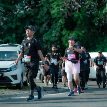Runner Photo 3971073