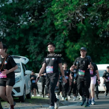 Runner Photo 3971074