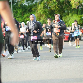 Runner Photo 3971099
