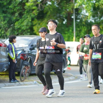 Runner Photo 3971116