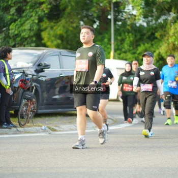 Runner Photo 3971156