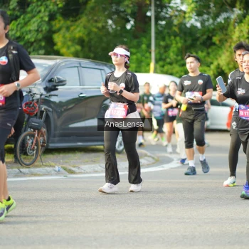 Runner Photo 3971243