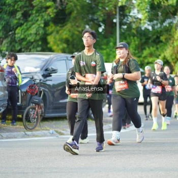 Runner Photo 3971349