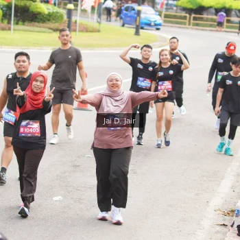 Runner Photo 3971435