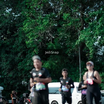 Runner Photo 3971494