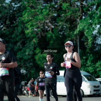 Runner Photo 3971502