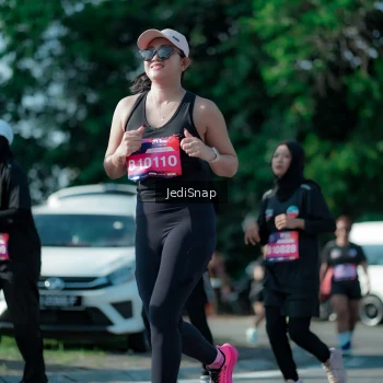Runner Photo 3971512