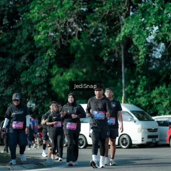Runner Photo 3971535