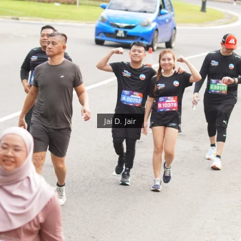 Runner Photo 3971536