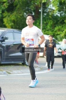 Runner Photo 3971544