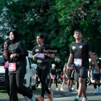 Runner Photo 3971585