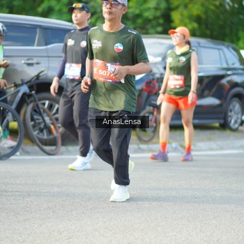 Runner Photo 3971590