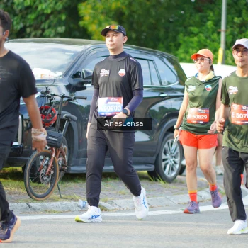 Runner Photo 3971591