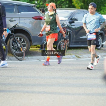 Runner Photo 3971603