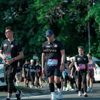 Runner Photo 3971605