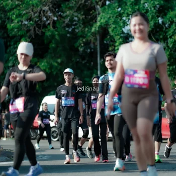 Runner Photo 3971630